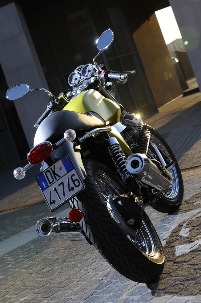 MOTO GUZZI | V7 Cafe Classic